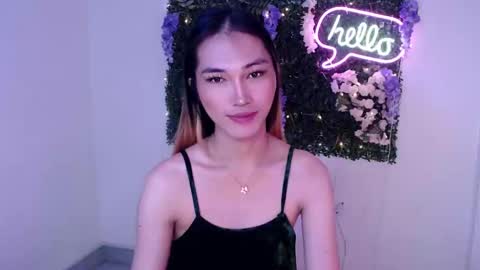    online show from December 18, 11:40 pm