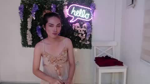    online show from February 1, 11:37 pm