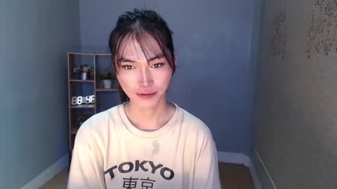    online show from March 4, 11:00 pm