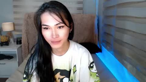    online show from October 13, 10:54 pm