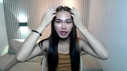    online show from November 10, 10:53 pm