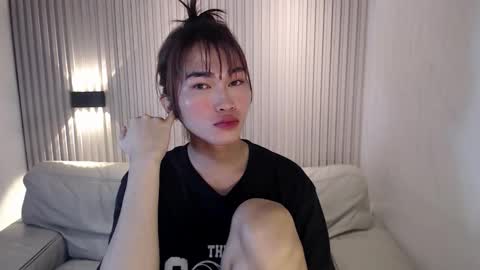 Snapshot of yoursexservice chatting on December 19, 1:01 am online show from December 19, 1:01 am