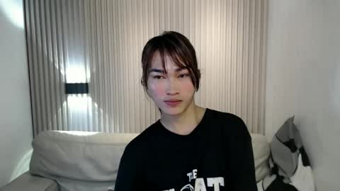 Snapshot of yoursexservice chatting on December 20, 1:23 am online show from December 20, 1:23 am