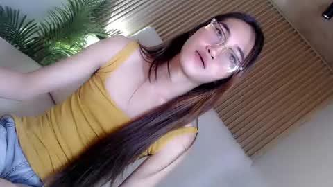 Snapshot of yoursexservice chatting on July 29, 12:31 am online show from July 29, 12:31 am