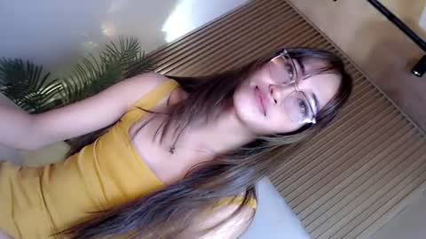 Snapshot of yoursexservice chatting on July 31, 5:07 am online show from July 31, 5:07 am
