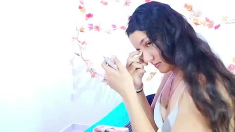 Snapshot of yoursexy18lover chatting on June 14, 6:59 am Lina and roberth online show from June 14, 6:59 am