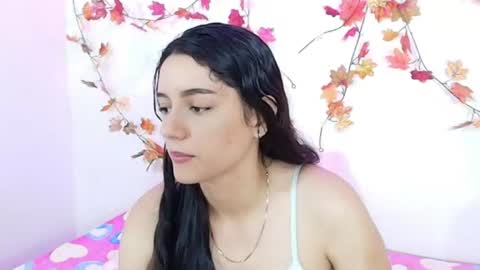 Snapshot of yoursexy18lover chatting on July 25, 8:01 am Lina and roberth online show from July 25, 8:01 am
