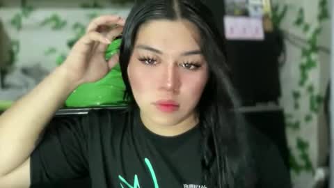 LALA online show from February 24, 4:38 pm