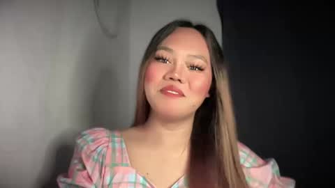 yourspecialgirl_rhea online show from December 17, 7:31 pm