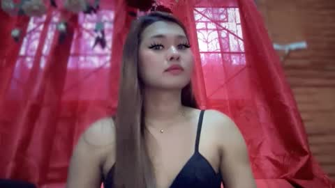 yoursweetgirl_zia online show from May 4, 8:54 am