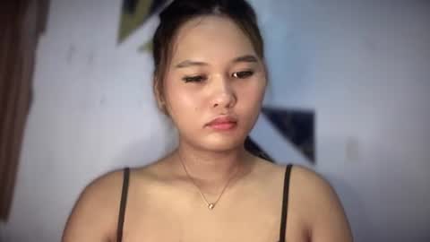 yoursweetgirl_zia online show from May 26, 5:47 am