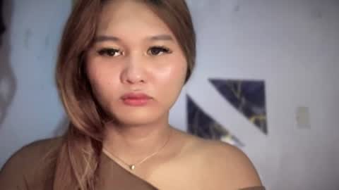yoursweetgirl_zia online show from June 12, 8:46 am