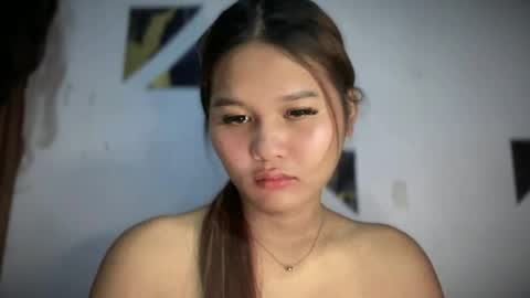 yoursweetgirl_zia online show from June 19, 5:56 am
