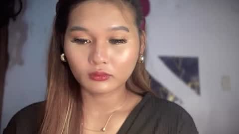 yoursweetgirl_zia online show from June 21, 7:22 am