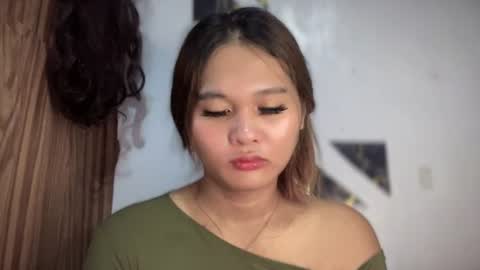 yoursweetgirl_zia online show from June 23, 5:05 am