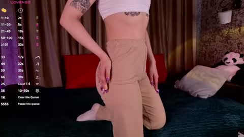Bella online show from July 11, 3:20 am