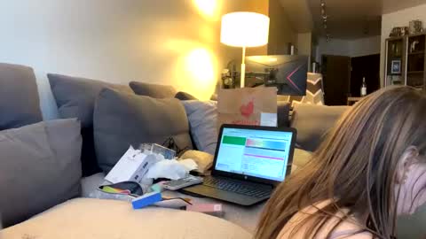 Snapshot of yoursxxxxx chatting on January 25, 11:00 pm Alison online show from January 25, 11:00 pm