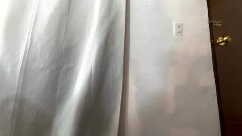 yourteacheramanda online show from April 27, 7:06 am