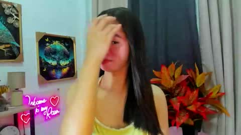 yourtinybunny online show from February 20, 10:49 am