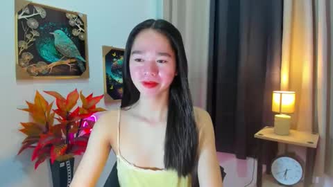 yourtinybunny online show from April 27, 10:24 am