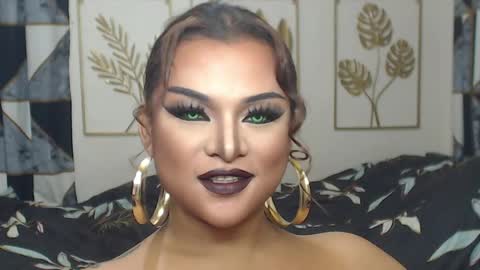 Snapshot of yourtrannyqueenxxx chatting on May 30, 1:46 am Anastacia Grey online show from May 30, 1:46 am