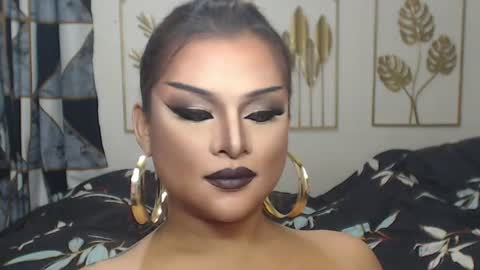 Snapshot of yourtrannyqueenxxx chatting on June 19, 6:29 am Anastacia Grey online show from June 19, 6:29 am
