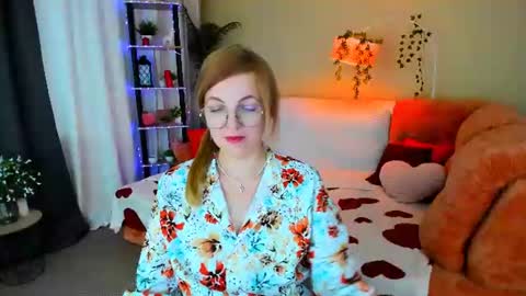 Alice online show from June 13, 12:03 pm