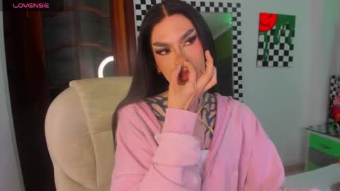 Snapshot of yourvirtualgirlfriennd chatting on November 13, 8:02 am GI online show from November 13, 8:02 am