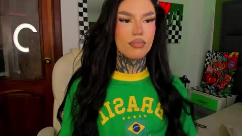 Snapshot of yourvirtualgirlfriennd chatting on December 3, 5:48 am GI online show from December 3, 5:48 am