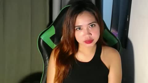 Josephine online show from April 13, 10:21 am