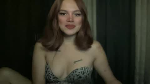Snapshot of yourwildestdreamgirl chatting on February 18, 11:55 pm ANDREA online show from February 18, 11:55 pm