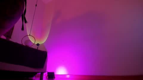 Val online show from June 20, 8:11 pm