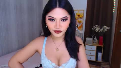 Snapshot of youungsextdeity chatting on February 28, 5:26 am cathy online show from February 28, 5:26 am