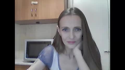 Snapshot of youur_light chatting on December 21, 9:38 am Youur light online show from December 21, 9:38 am