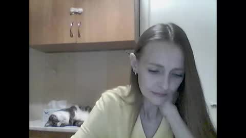 Snapshot of youur_light chatting on March 11, 6:25 pm Youur light online show from March 11, 6:25 pm