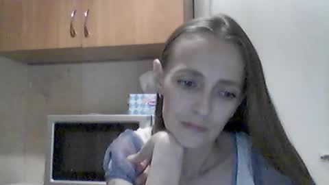 Snapshot of youur_light chatting on June 20, 7:38 pm Youur light online show from June 20, 7:38 pm