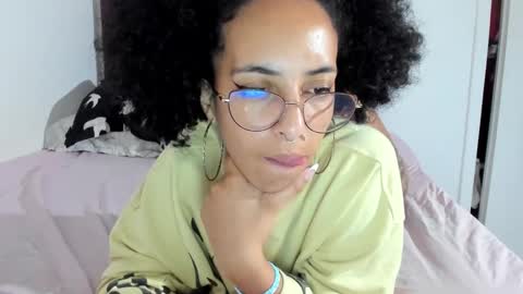 elizabeth  ju   online show from February 23, 11:25 pm