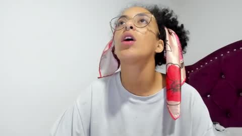 elizabeth  ju   online show from March 6, 12:32 am