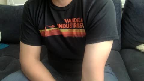 Snapshot of yque2 chatting on February 28, 9:23 pm yque online show from February 28, 9:23 pm