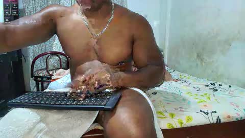 Snapshot of yubana chatting on November 9, 2:54 am yubana online show from November 9, 2:54 am