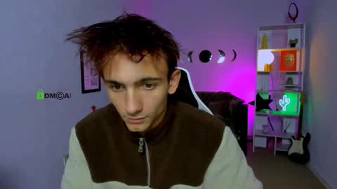 Snapshot of yudji_boy chatting on October 3, 7:22 pm yudji_boy online show from October 3, 7:22 pm