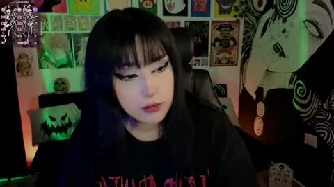 Snapshot of yuhwa chatting on October 27, 11:20 pm rawr Anne Independent model online show from October 27, 11:20 pm