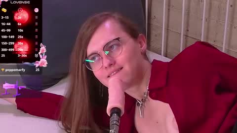 Yuko online show from November 12, 8:30 pm