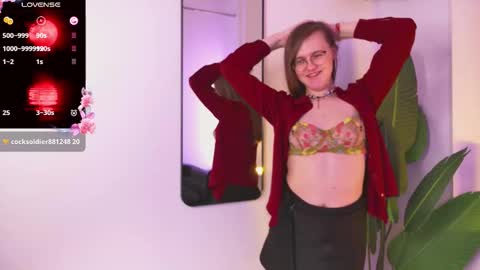 Yuko online show from November 20, 8:41 pm