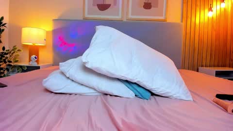 Yuliet online show from January 20, 11:10 pm