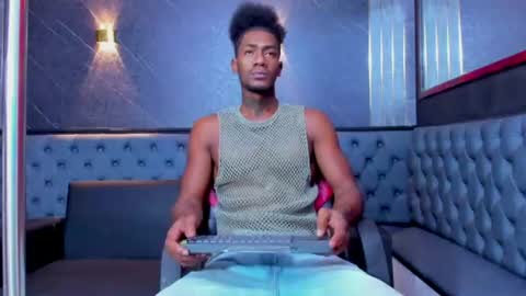 Snapshot of yulian_23 chatting on July 6, 4:42 am Ivan online show from July 6, 4:42 am
