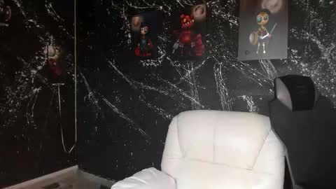 YuliAndMari online show from March 11, 6:25 pm