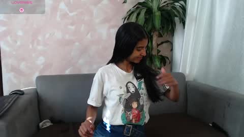 yuliethpetite online show from April 30, 1:17 pm
