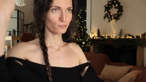 yulla dao online show from December 8, 10:08 am