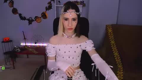 Snapshot of yumeliko_yummy chatting on October 19, 12:17 pm Yumeliko online show from October 19, 12:17 pm